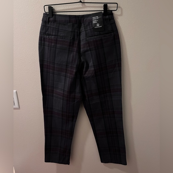 VOLCOM HIGH RISE. ANKLE FIT PANTS - Picture 2 of 7